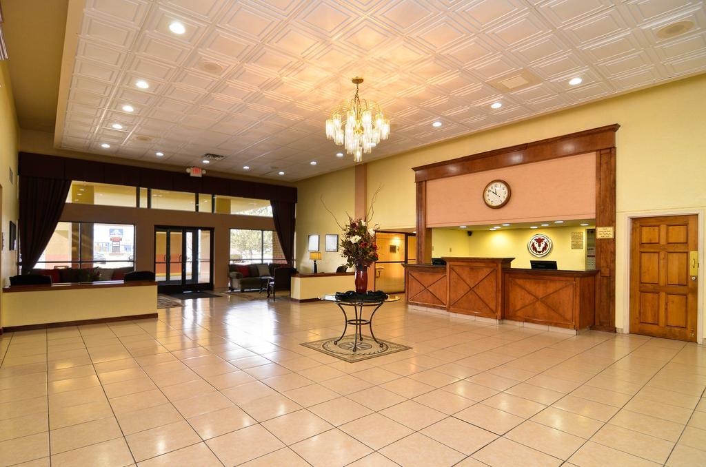 Red Lion Hotel فارمنغتون، كونيتيكت المظهر الداخلي الصورة